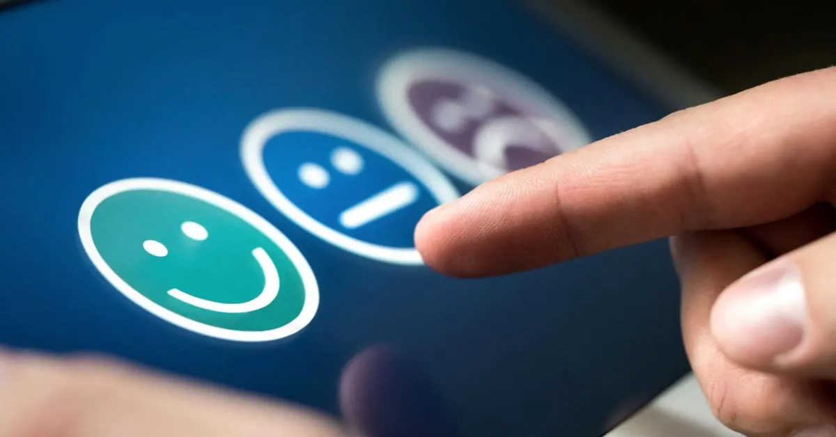 تطوير وتحسين أداء قسم خدمة العملاء